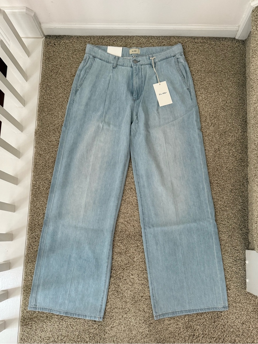 NWT DL1961 Isabel Pleated Wide Leg Jeans Size 28